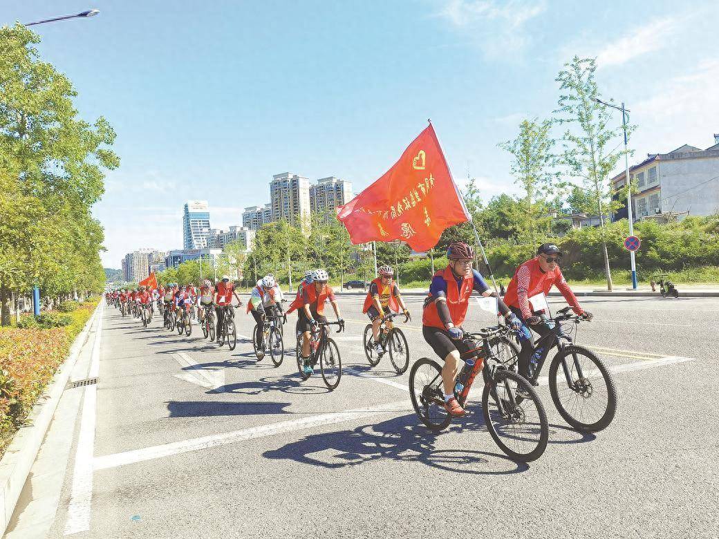 AYX官网-包含特色乡村环湖骑行，绿色旅游与运动的完美结合的词条