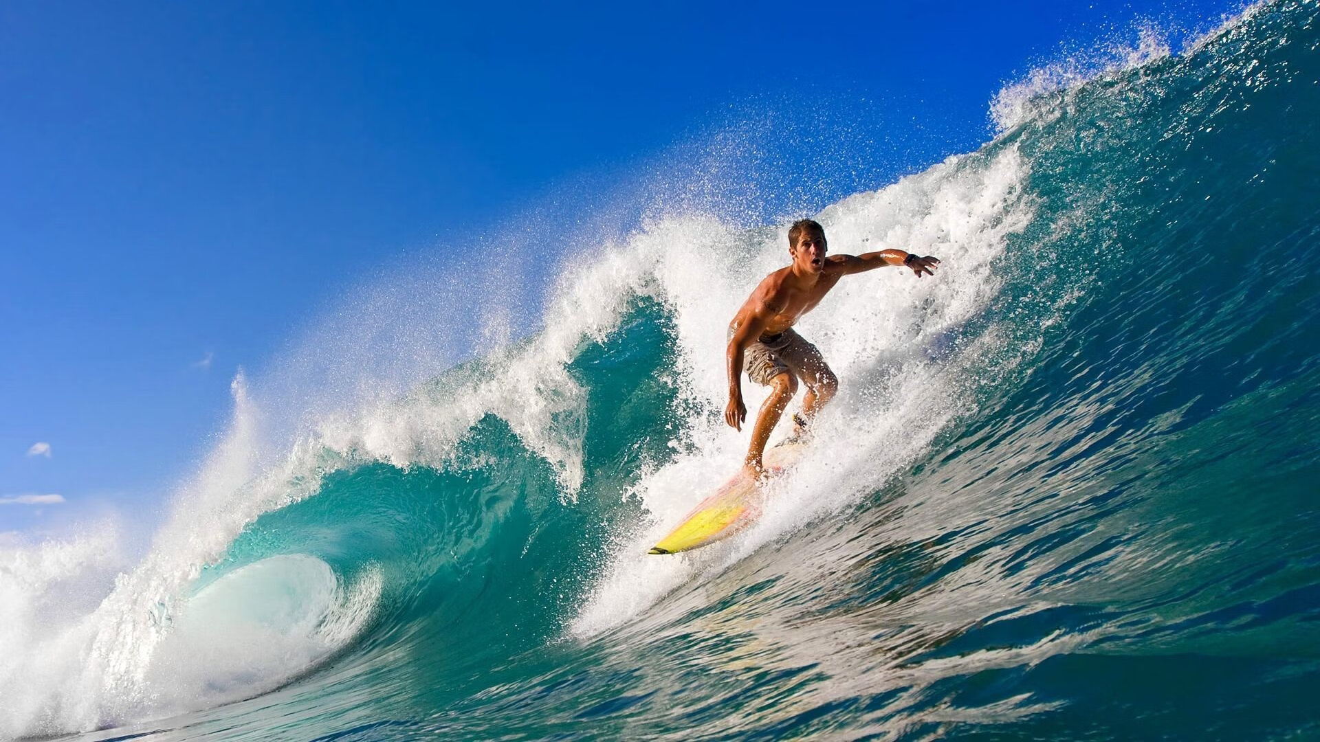 校园足球组织结构进一步细化实现管理标准化推进，校园足球文化布置