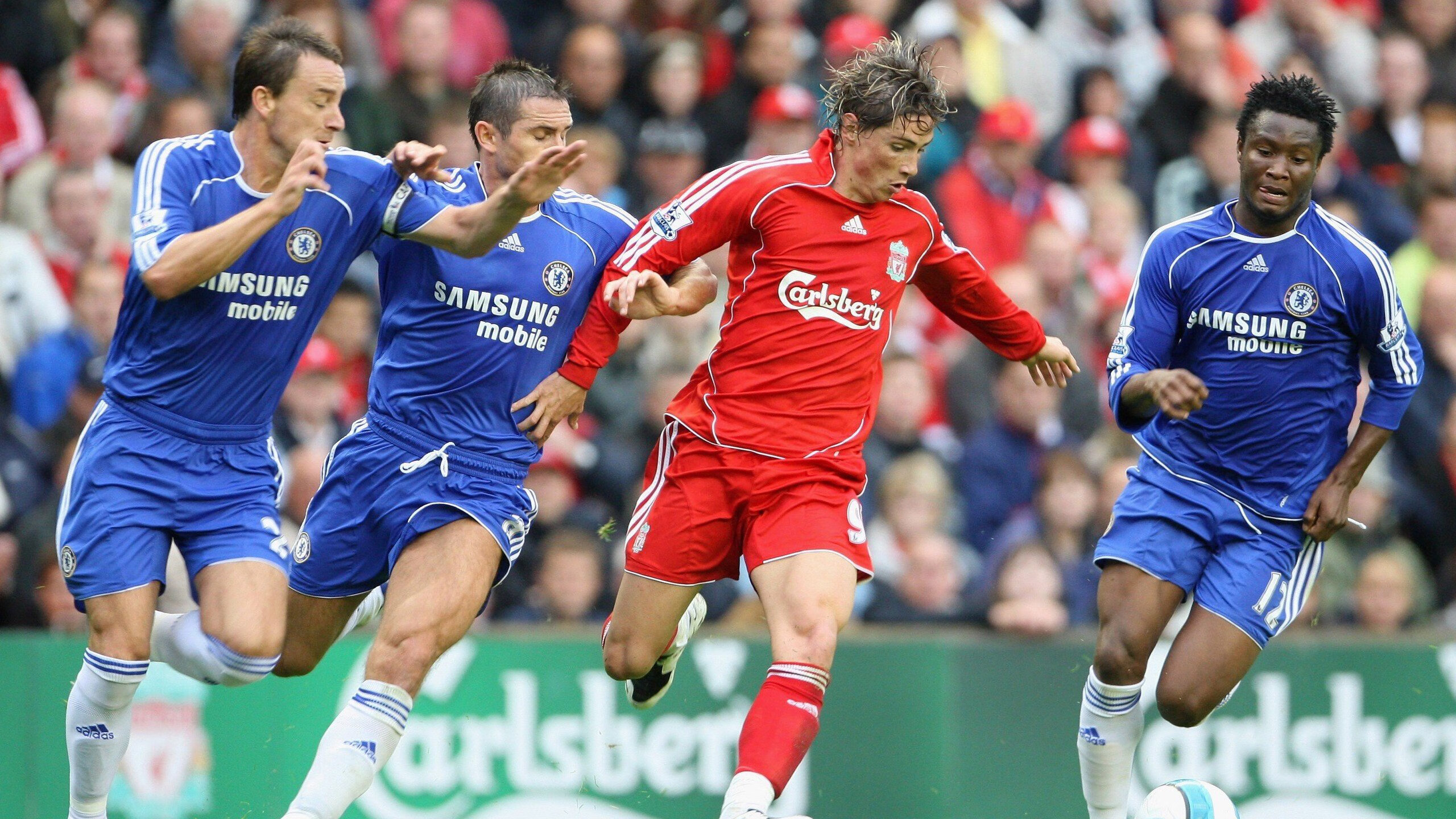 AIYOUXI.COM-深度剖析：欧冠中的高压逼抢战术成功秘诀